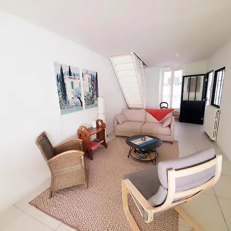 La Maison De 76m2 Avec Terrasse De 22m2 *