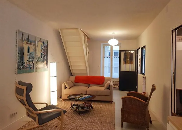 La Maison De 76m2 Avec Terrasse De 22m2 *